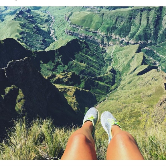 Meet your Posher, Stephanie - Picture 5 of 7